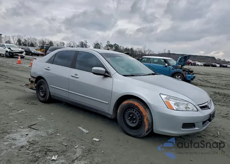 2007 Honda Accord Lx z USA, uszkodzony, nr VIN 1HGCM56427A025867